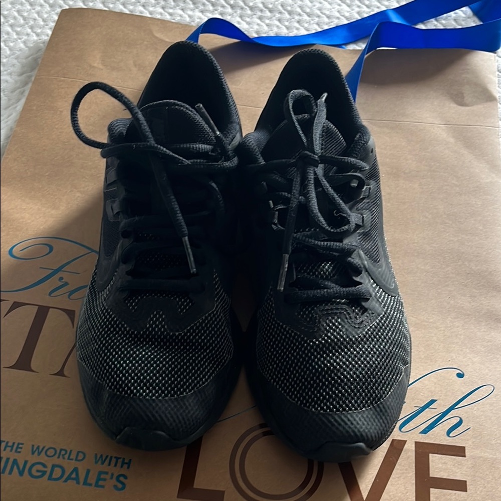 Nike Kids Black Sneakers